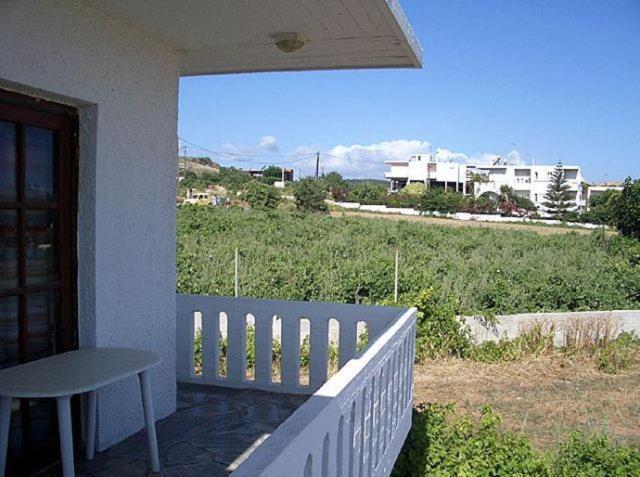 Olympia Apartments Stalos Exterior photo
